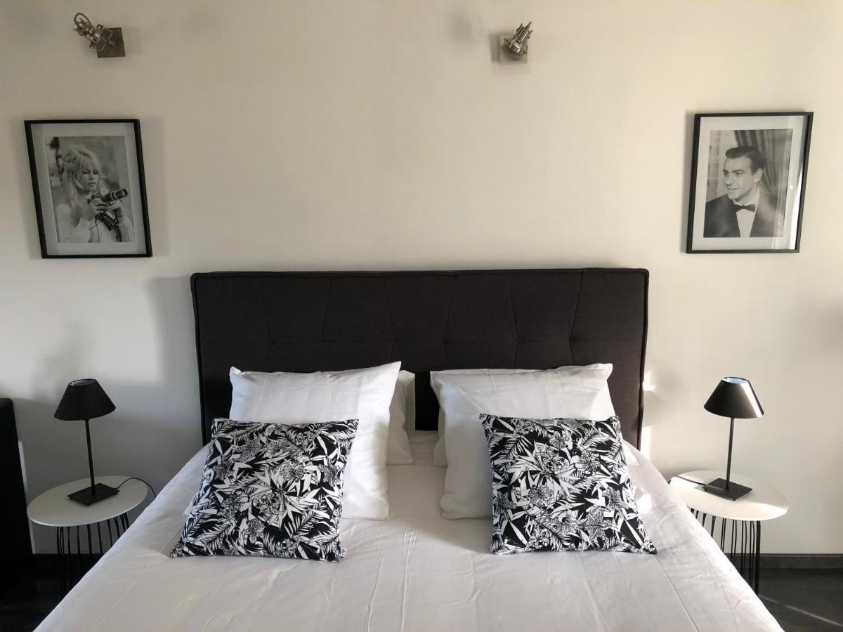 Robion en Luberon B&B Dans Mas En Pierres מראה חיצוני תמונה