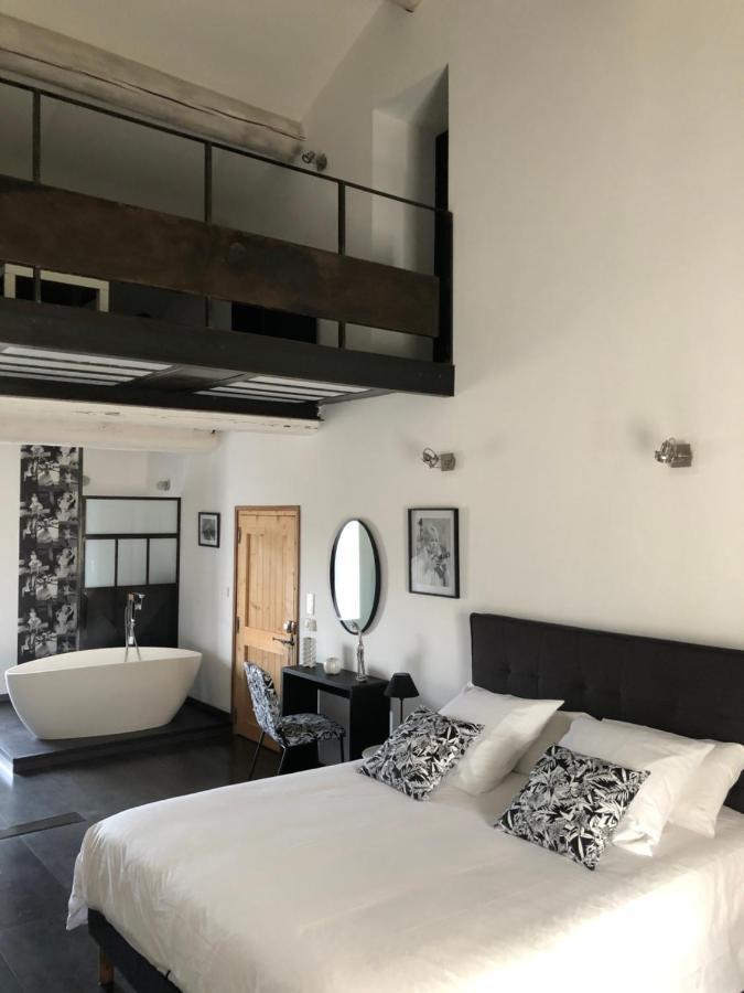 Robion en Luberon B&B Dans Mas En Pierres מראה חיצוני תמונה