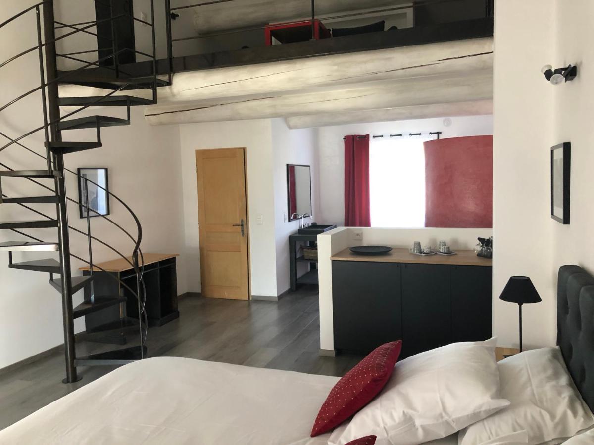 Robion en Luberon B&B Dans Mas En Pierres מראה חיצוני תמונה
