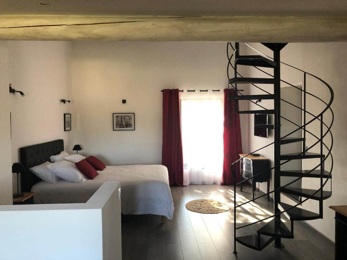 Robion en Luberon B&B Dans Mas En Pierres מראה חיצוני תמונה